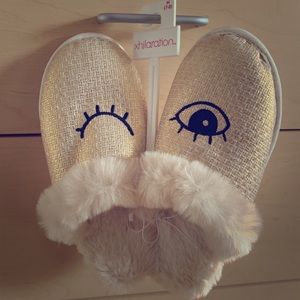 Cute house slippers *Never worn*